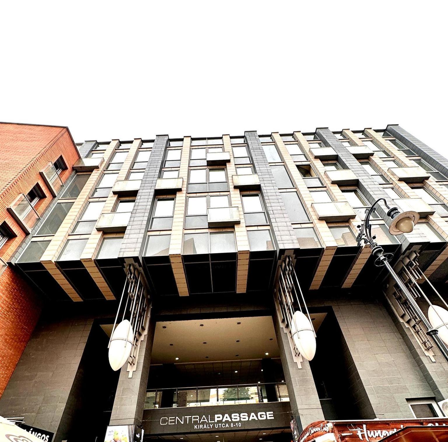 Central Apartment With Balcony Budapest Exterior foto