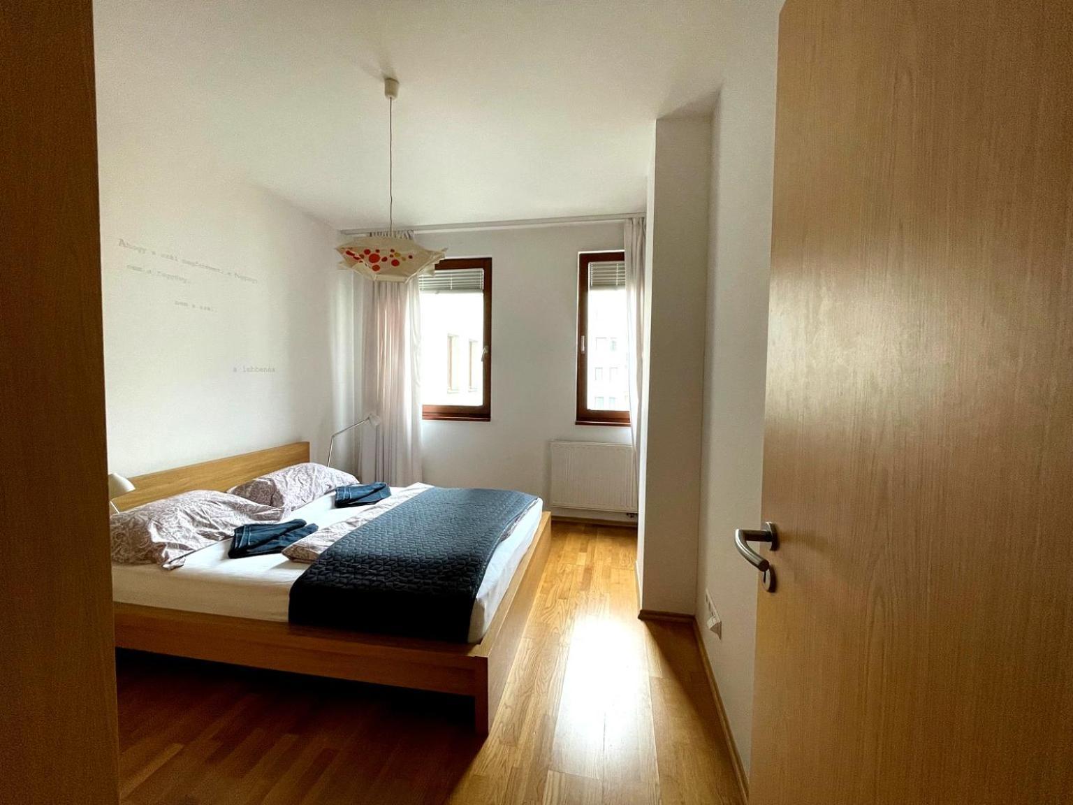 Central Apartment With Balcony Budapest Exterior foto